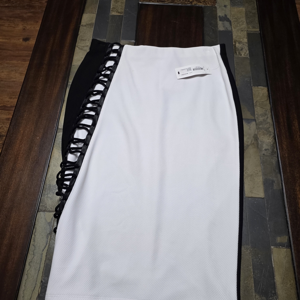 Bisou Bisou Black and White Lace-Up Pencil Skirt